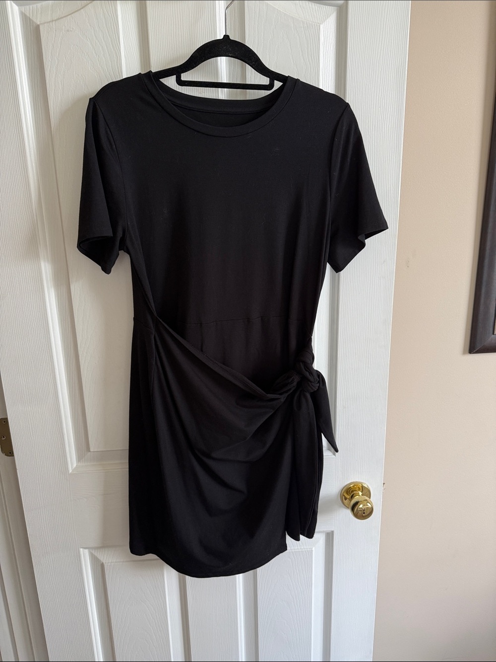 🌸 a new day: Black tie wrap short sleeve dress
